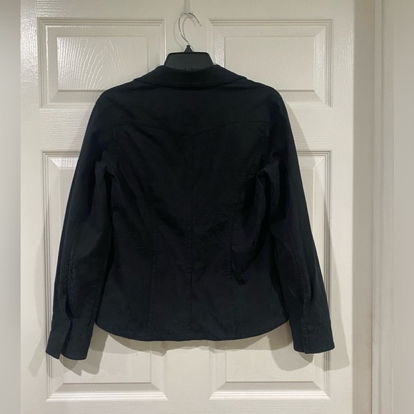 Chico's Black Denim Jacket Small Size 0 Snap Button Printed - Picture 7 of 9